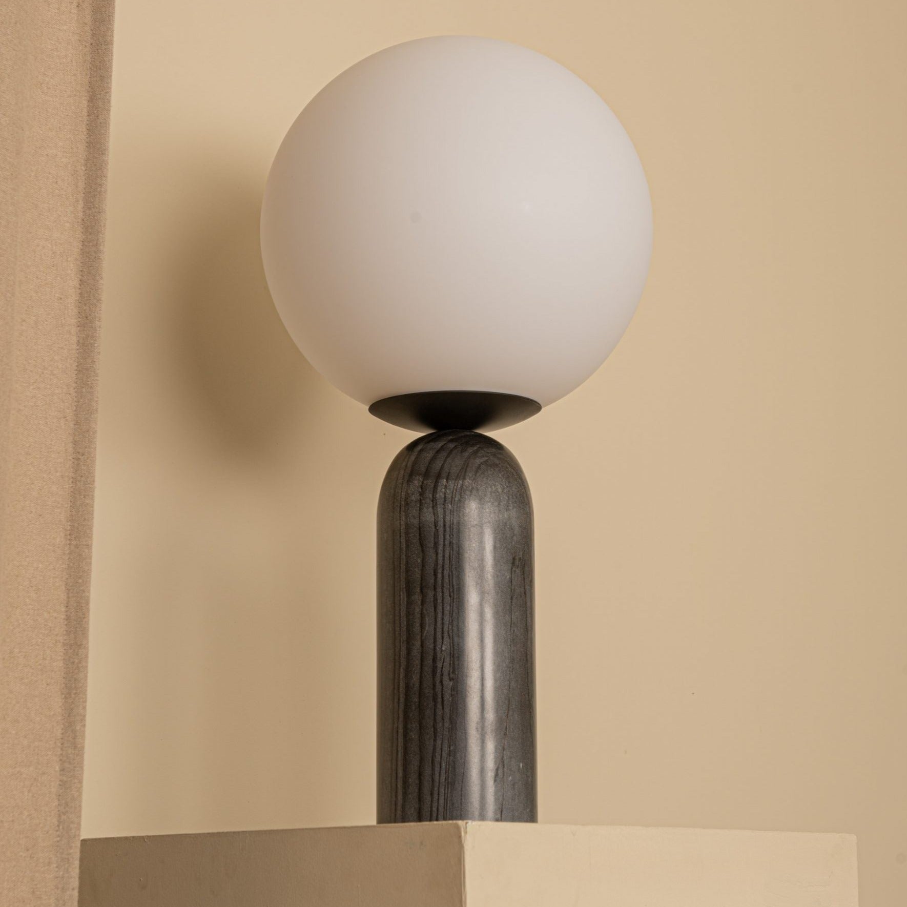 24" Globe Table Lamp, Black Marble Base (EU or US) Luxury Designer Luxurious Elegant European Spanish Lighting